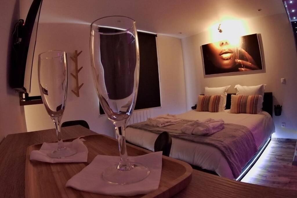 Spa Privatif Love Room, Le Hammam Et Bulles, Chez Nuits Chartraines Шартр Экстерьер фото