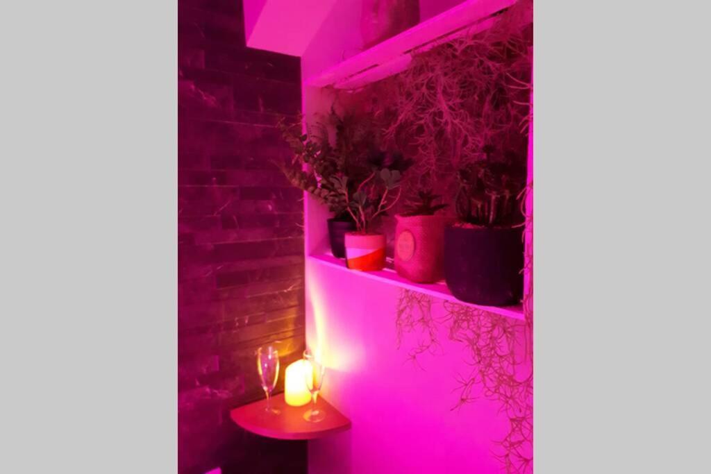 Spa Privatif Love Room, Le Hammam Et Bulles, Chez Nuits Chartraines Шартр Экстерьер фото
