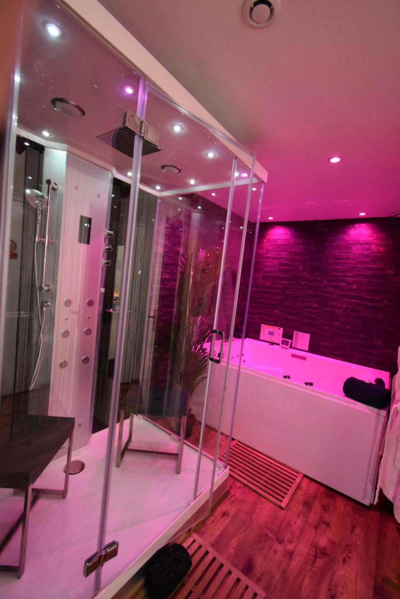 Spa Privatif Love Room, Le Hammam Et Bulles, Chez Nuits Chartraines Шартр Экстерьер фото